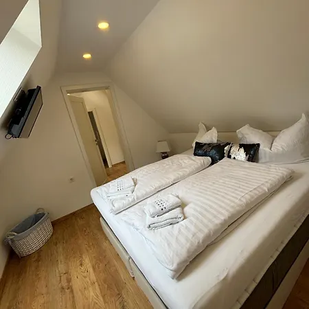 Holidayhaus Luetsche Apartmán *