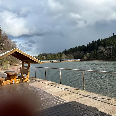 Holidayhaus Luetsche *