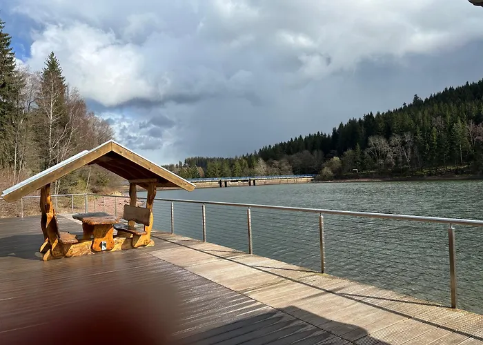 Holidayhaus Luetsche *